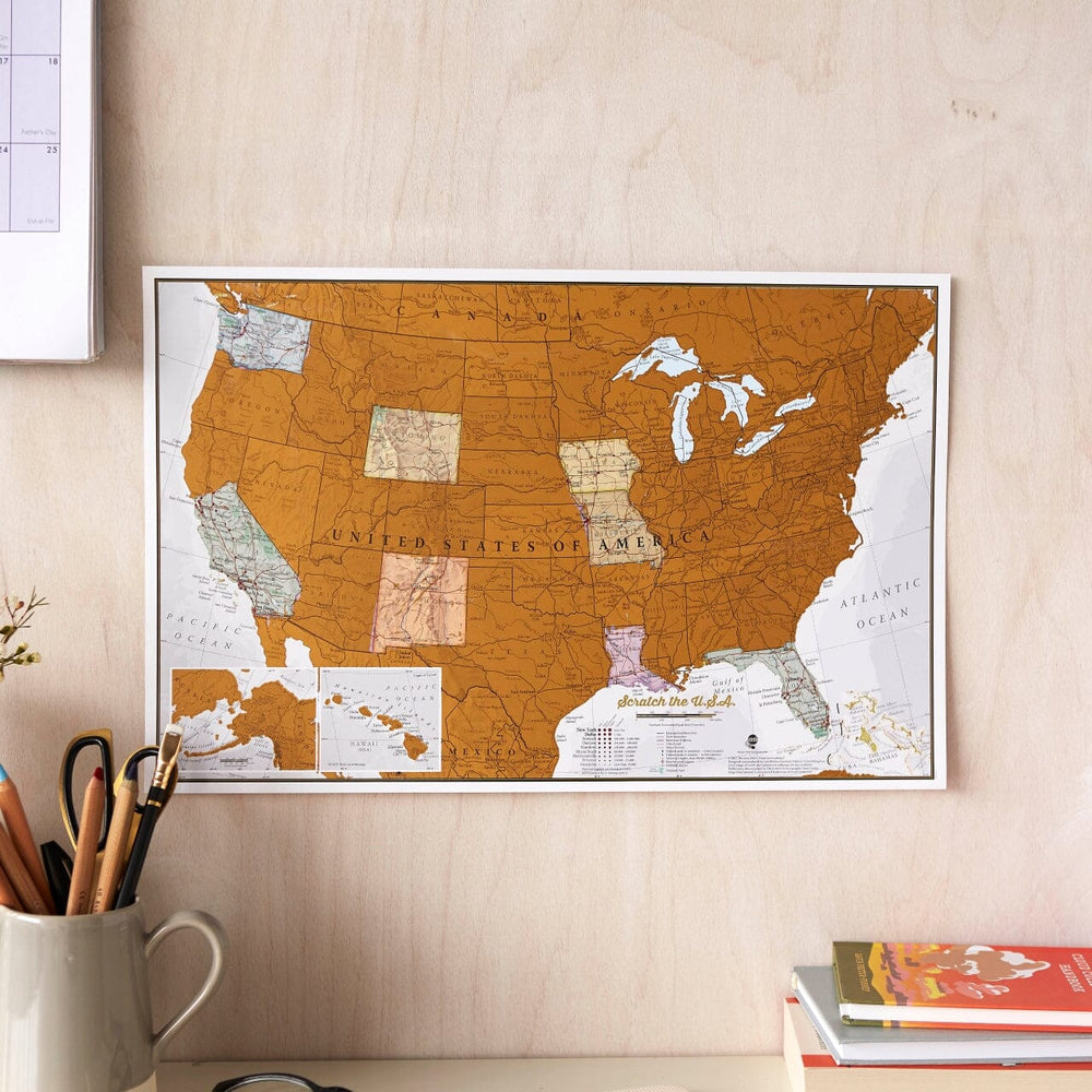 Carte murale à gratter (en anglais) - USA - 84 x 60 cm | Maps International carte murale roulée (en tube) Maps International 