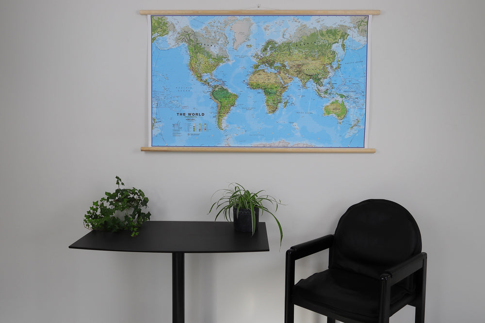 Carte murale plastifiée avec lattes de maintien en bois - Monde environnemental (en anglais) - 1/30M (136 x 86 cm) | Maps International carte murale hors dimensions Maps International 