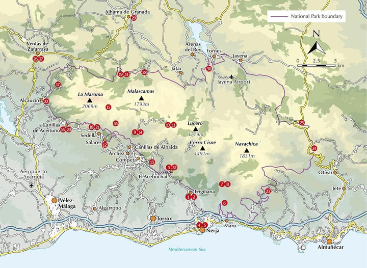 Guide de randonnées (en anglais) - Mountains of Nerja : Sierras Tejeda, Almijara & Alhama | Cicerone guide de randonnée Cicerone 