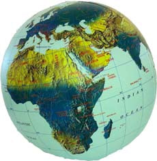 Globe gonflable de 30 cm - Monde physique (en anglais) | ITM globe ITM 