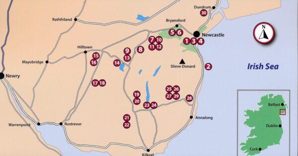 Guide de randonnées (en anglais) - The Mourne Mountains | Knife Edge Outdoor guide de randonnée Knife Edge Outdoor 